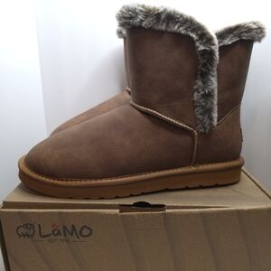 LAMO Women's Brown Fur-Lined Boots